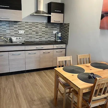 Cadet Ezuestpart Apartment *