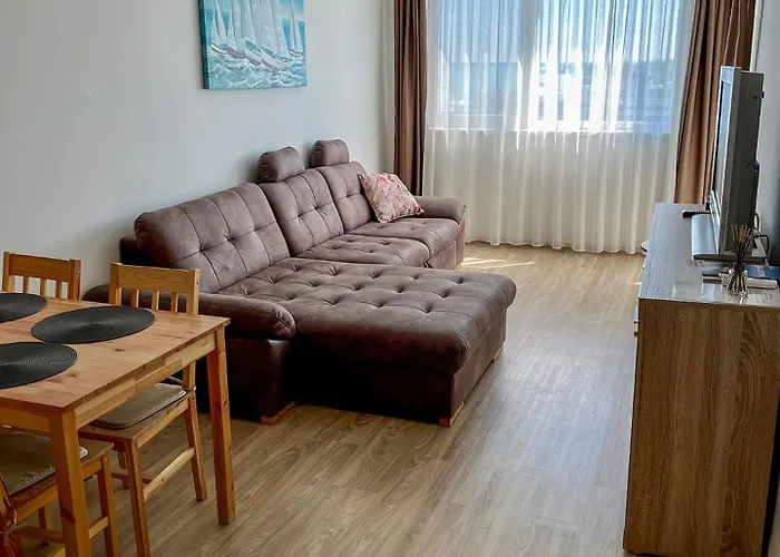 Apartamento Cadet Ezüstpart