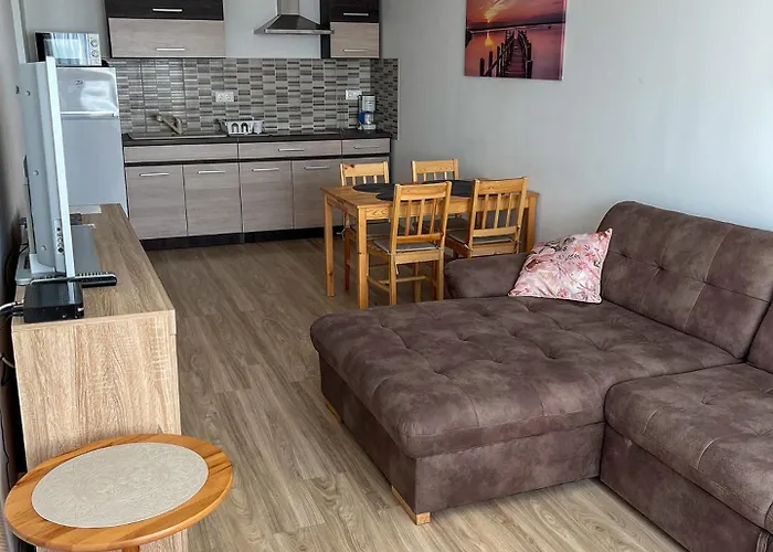 Cadet Ezüstpart Apartamento *